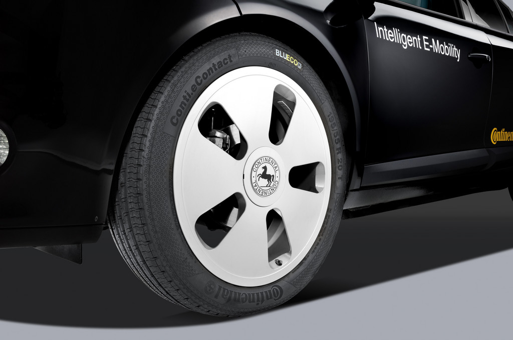Continental bündelt Elektro-Kompetenz in einem umgerüsteten Renault