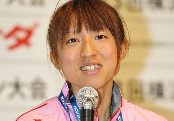Daihatsu Mitarbeiterin startet beim Olympischen Marathon