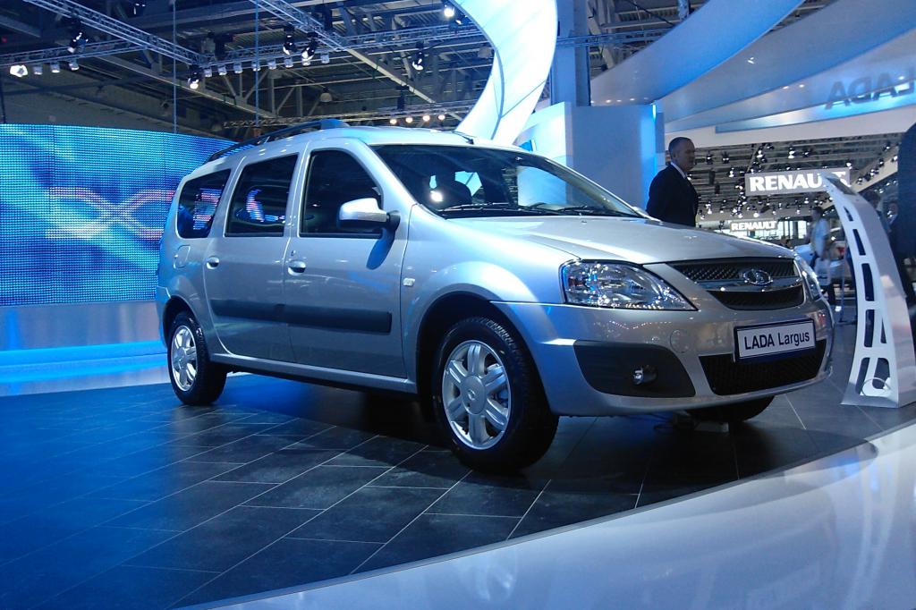 Der Dacia Logan MCV wird in Russland unter Lada-Logo vertrieben