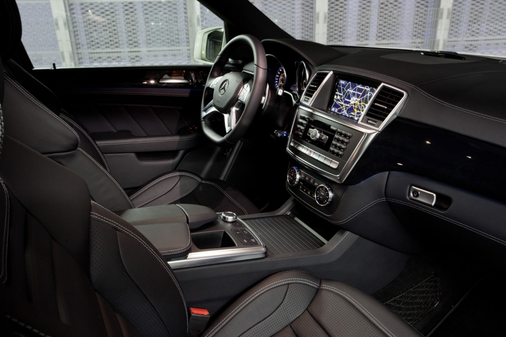 Der Rock’n’Roll Bomber – Fahrbericht Mercedes-Benz ML 63 AMG