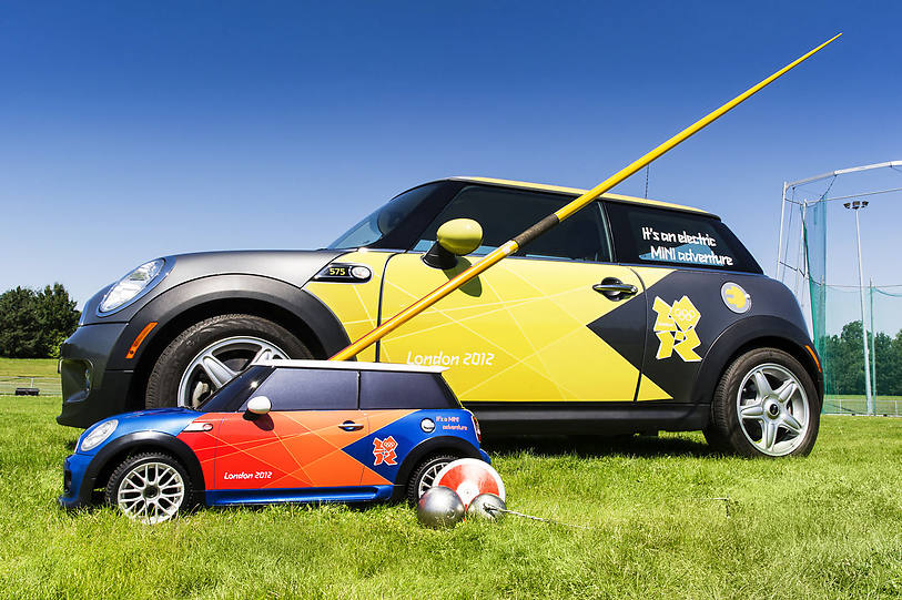 Der Speer transportierende mini MINI - Bild: Mini UK
