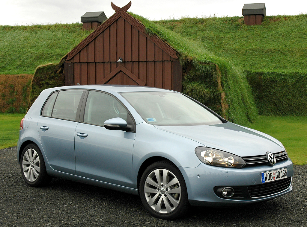 Der vor der Neuauflage stehende VW Golf dominiert die untere Mittelklasse. 