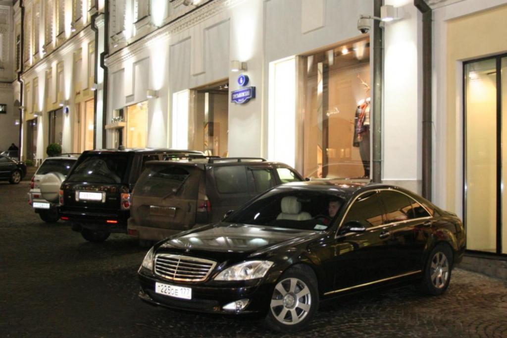 Die S-Klasse von Mercedes ist allgegenwärtig