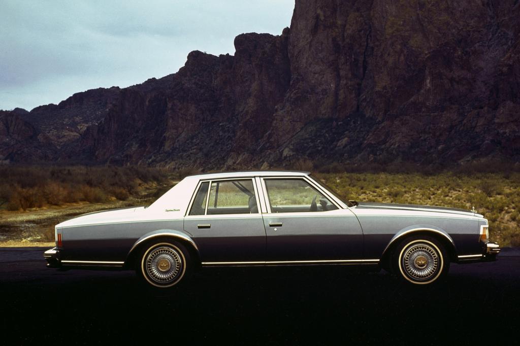 Die große Limousine als Oldtimer - V8-Geflüster