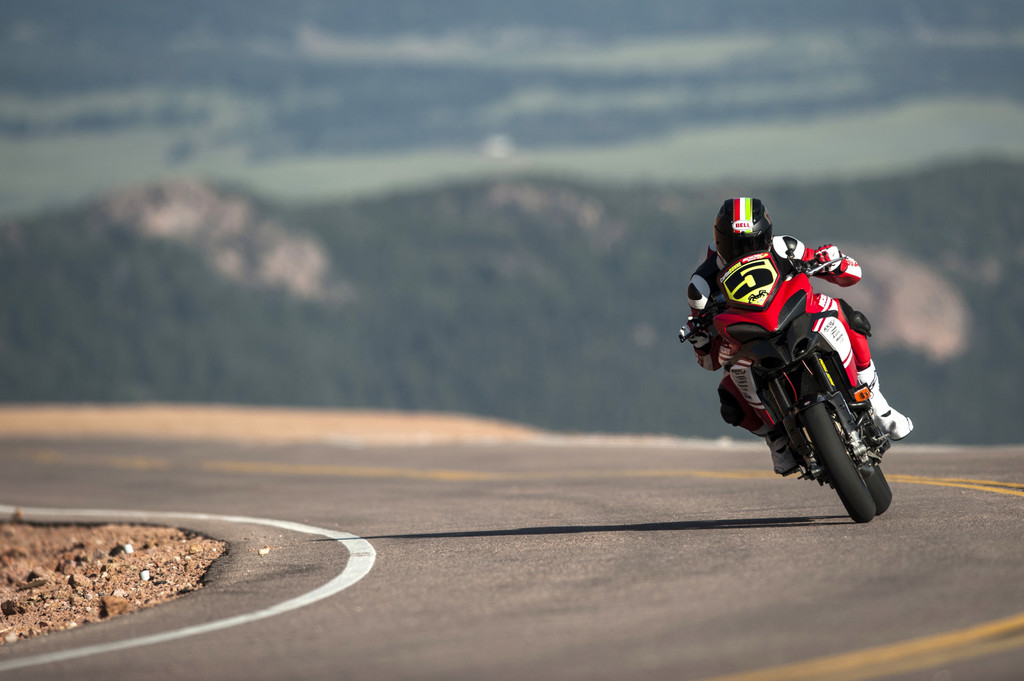 Ducati gewinnt erneut auf dem Pikes Peak