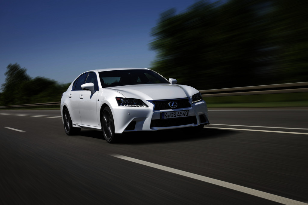 Erneuter Testsieg für den Lexus GS 450h