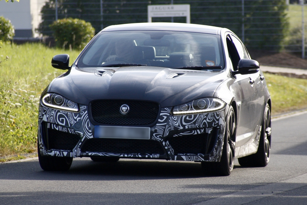 Erwischt: Jaguar XFR-S – Der M5 Jäger