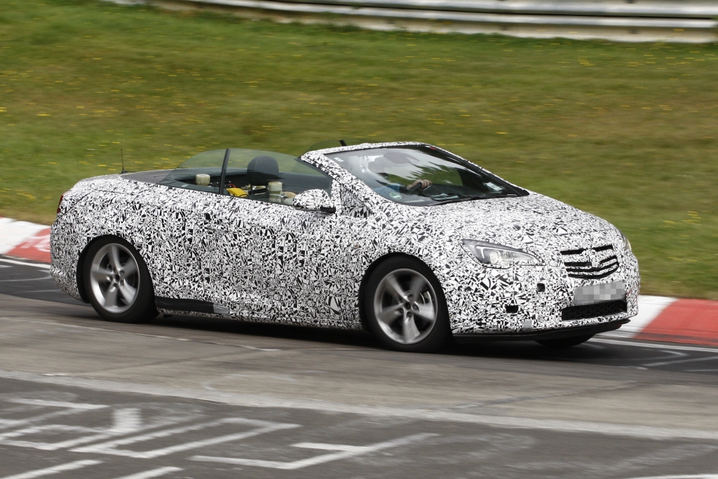 Erwischt: Opel Astra Cabrio: Oben ohne