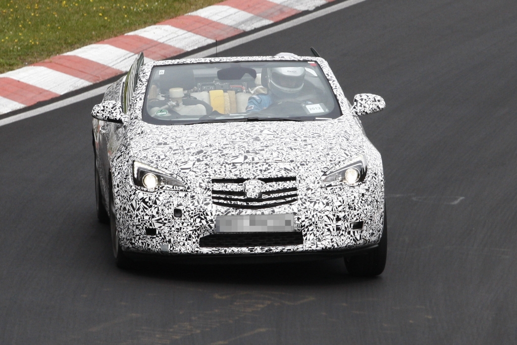 Erwischt: Opel Astra Cabrio: Oben ohne