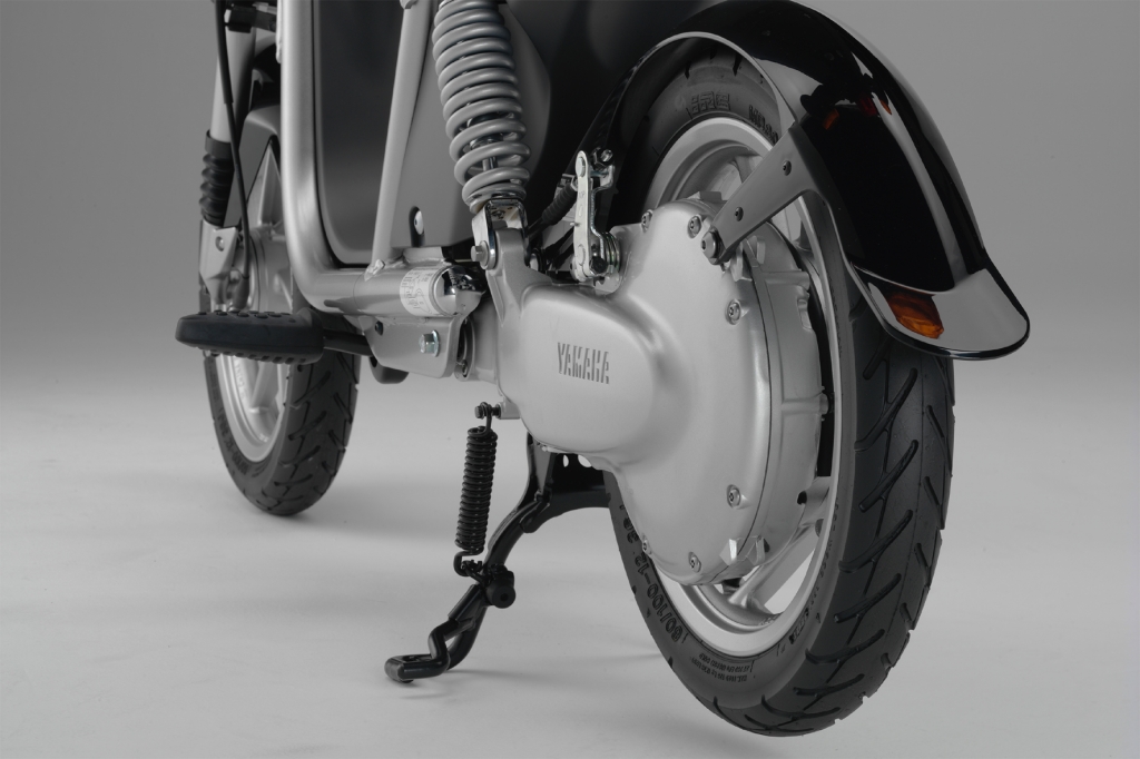 Fahrbericht E-Roller Yamaha EC-03: Surren statt Knattern