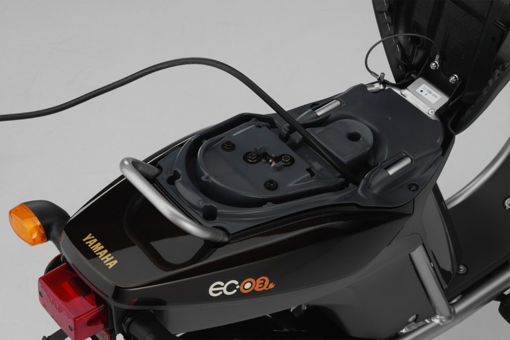 Fahrbericht E-Roller Yamaha EC-03: Surren statt Knattern