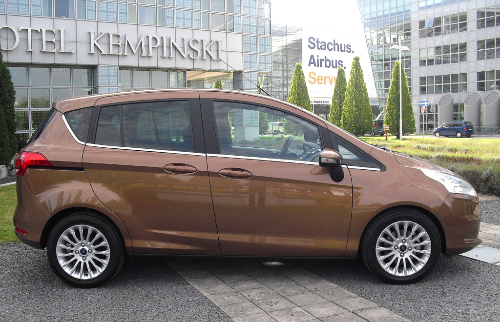 Ford B-Max: Und so sieht der Minivan von der Seite aus.
