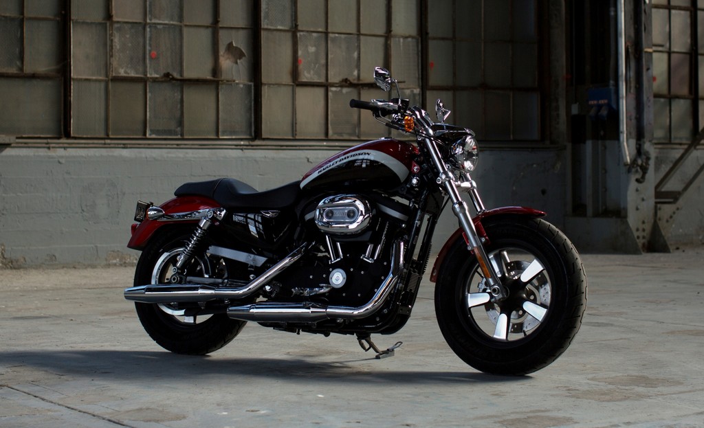 Harley-Davidson modifiziert Dyna Street Bob