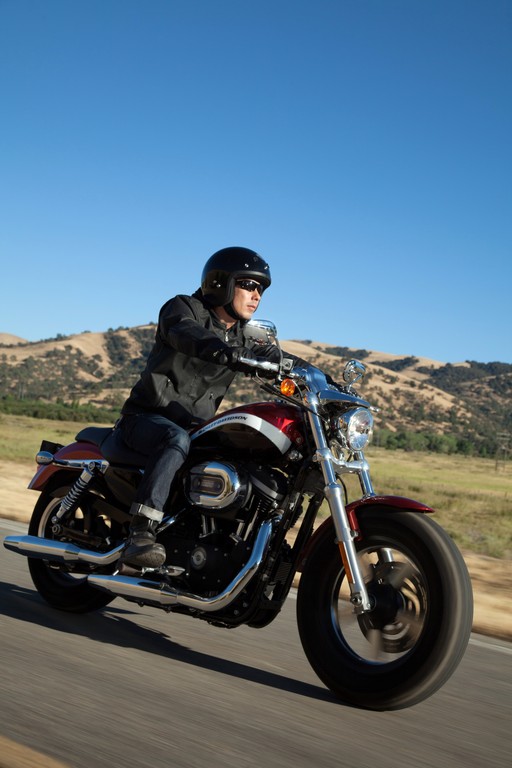 Harley-Davidson modifiziert Dyna Street Bob