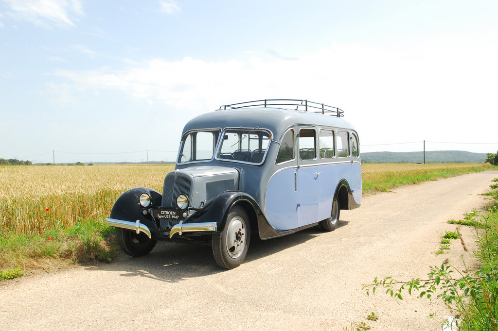 IAA 2012: Citroën stellt Oldtimer-Bus aus