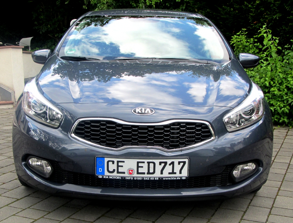 Kia Cee'd: Blick auf die Frontpartie.