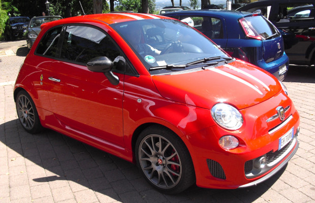 Kleiner Formel-1-Italiener: Abarth 695 Tributo Ferrari gibt es aber nur limitiert