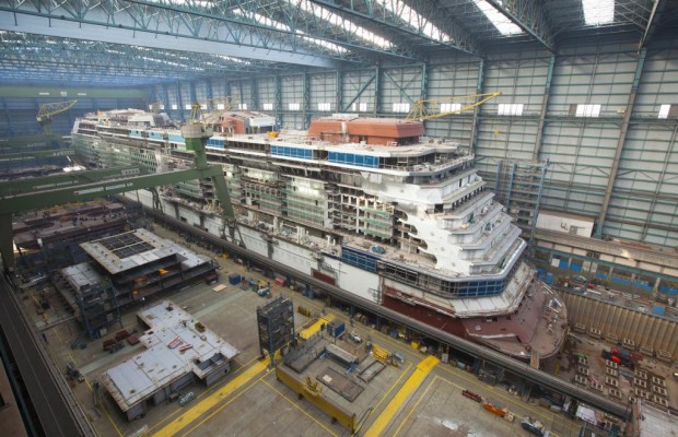 Meyer Werft Papenburg: Ein Schiff ist gekommen