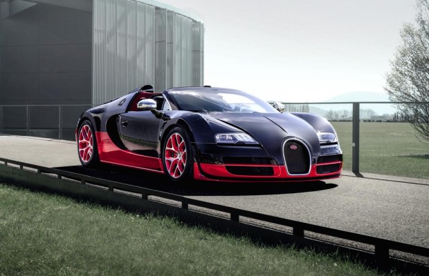 Moskau 2012: Bugatti: Roadster mit 1200 PS