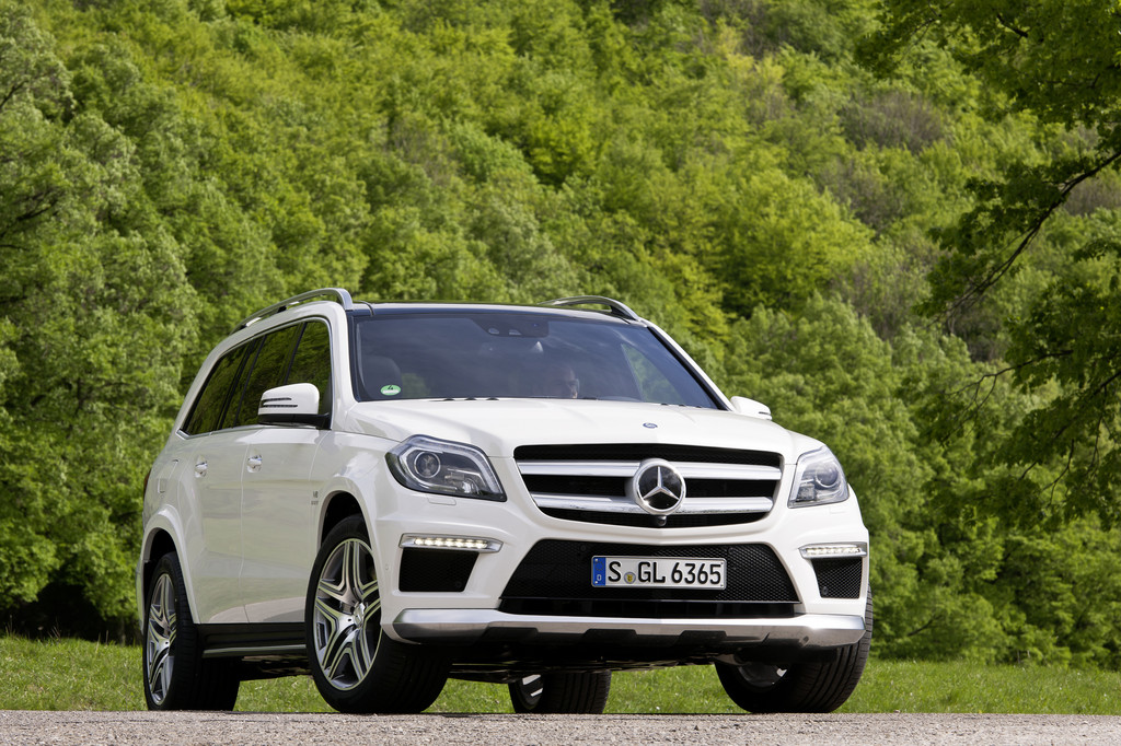 Moskau 2012: Mercedes-Benz GL 63 AMG kommt im November