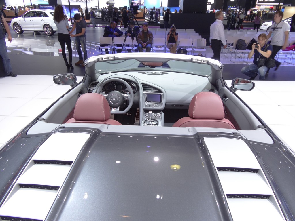 Moskau 2012: Messepremiere für den überarbeiteten Audi R8