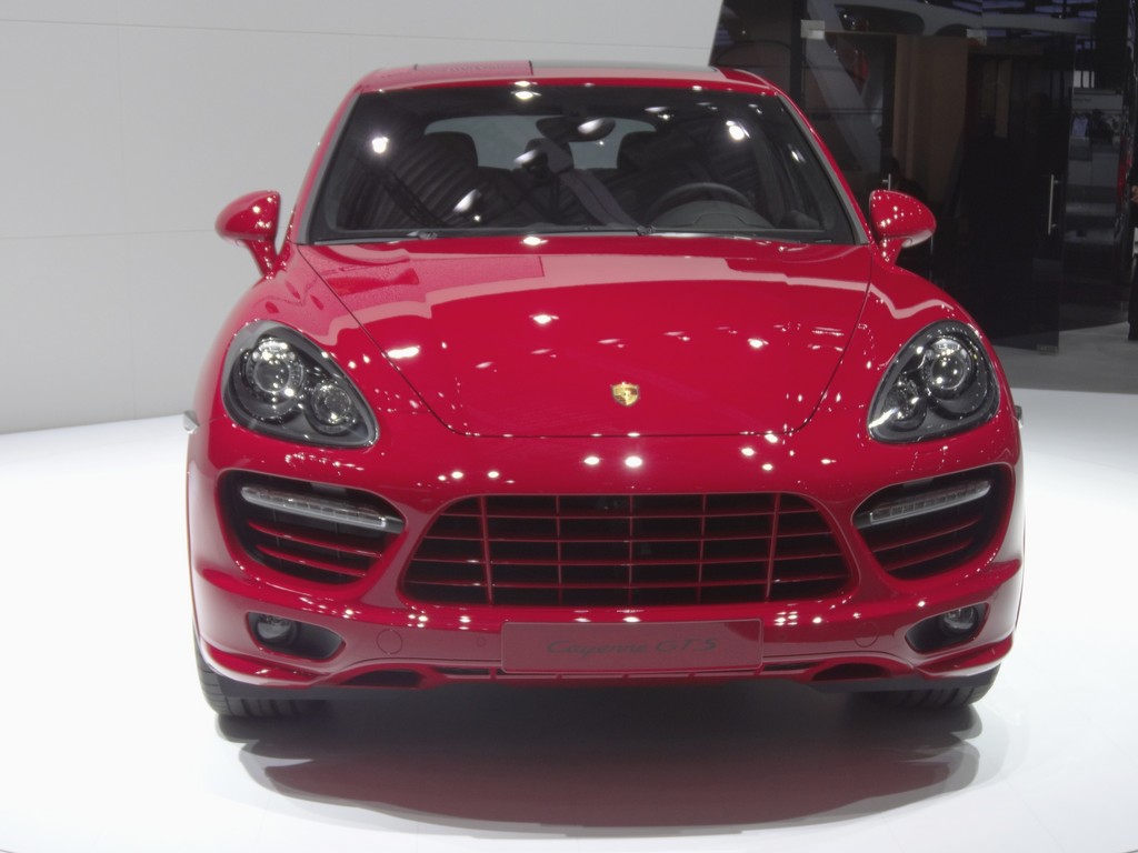Moskau 2012: Porsche mit hohen Zuwachsraten