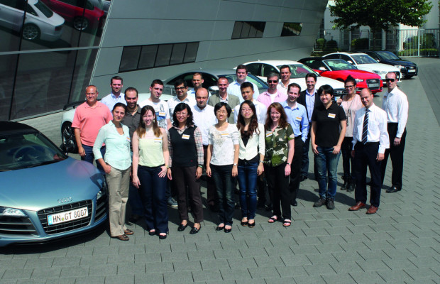 Nachwuchsmanager aus acht Ländern treffen sich bei VW und Audi