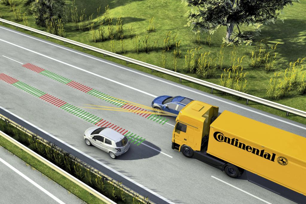 Notbrems- und Spurhalteassistenten werden Pflicht für Lkw
