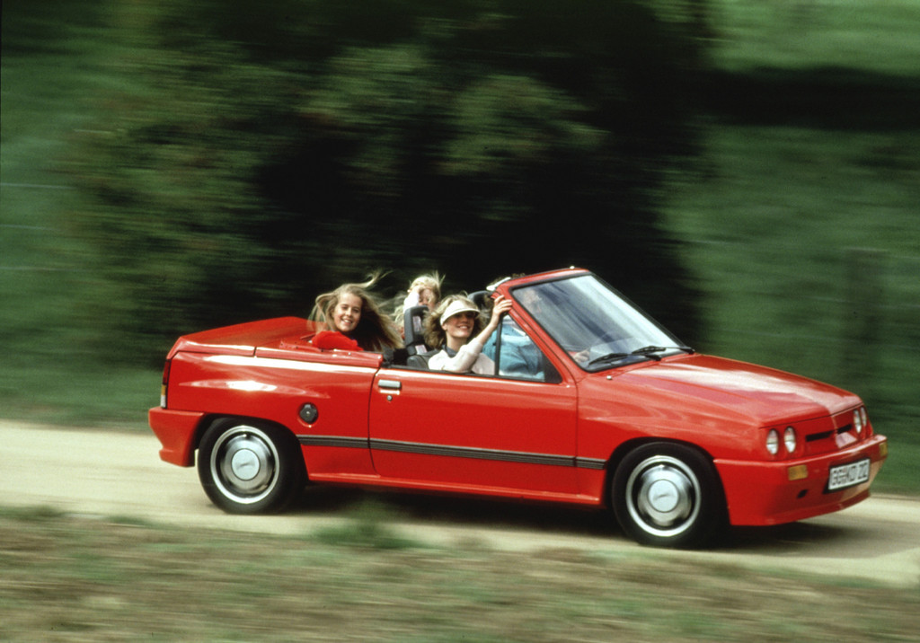 Opel Corsa feiert 30. Geburtstag