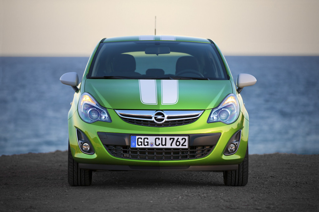 Opel Corsa feiert 30. Geburtstag