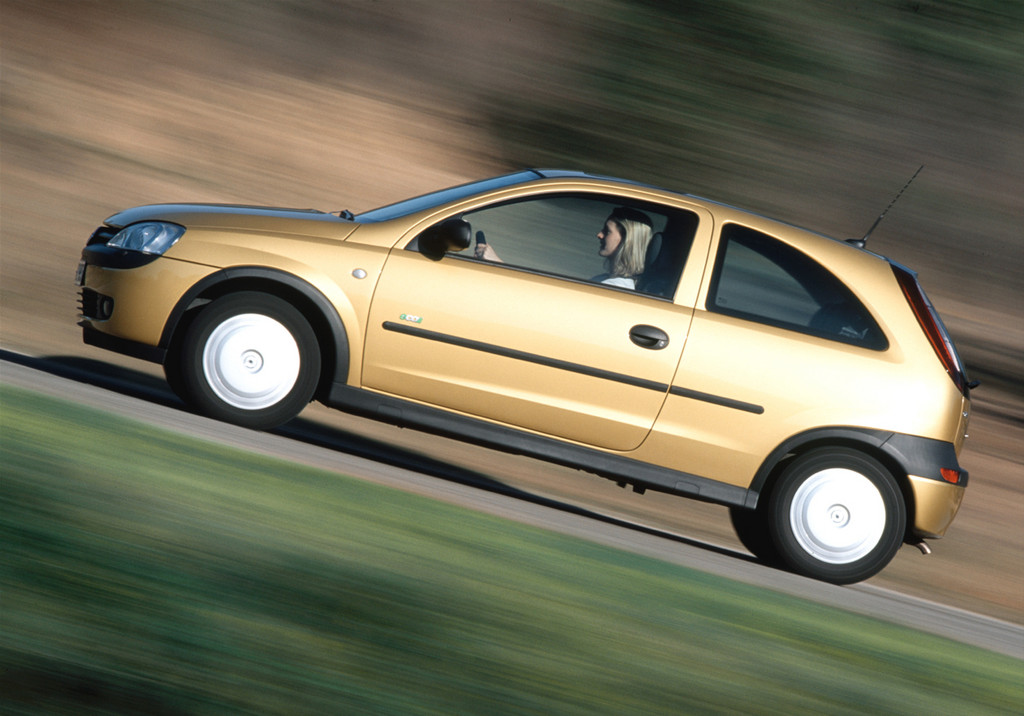 Opel Corsa feiert 30. Geburtstag