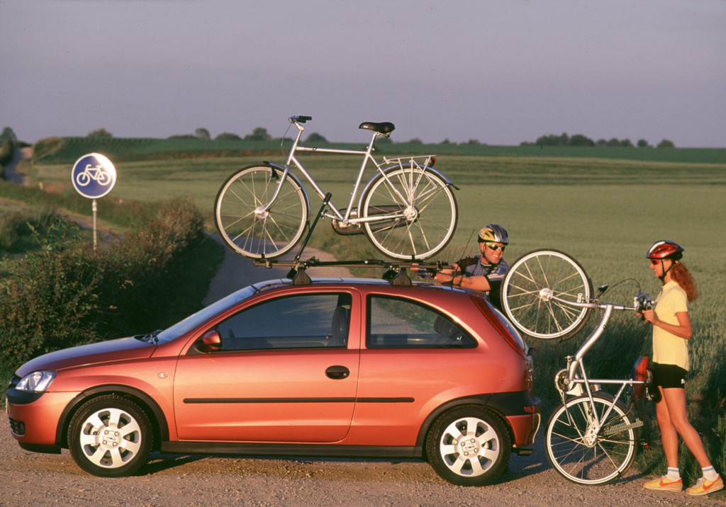 Opel Corsa feiert 30. Geburtstag