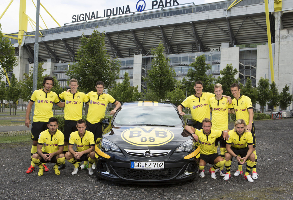 Opel ist Partner von fünf Bundesliga-Vereinen