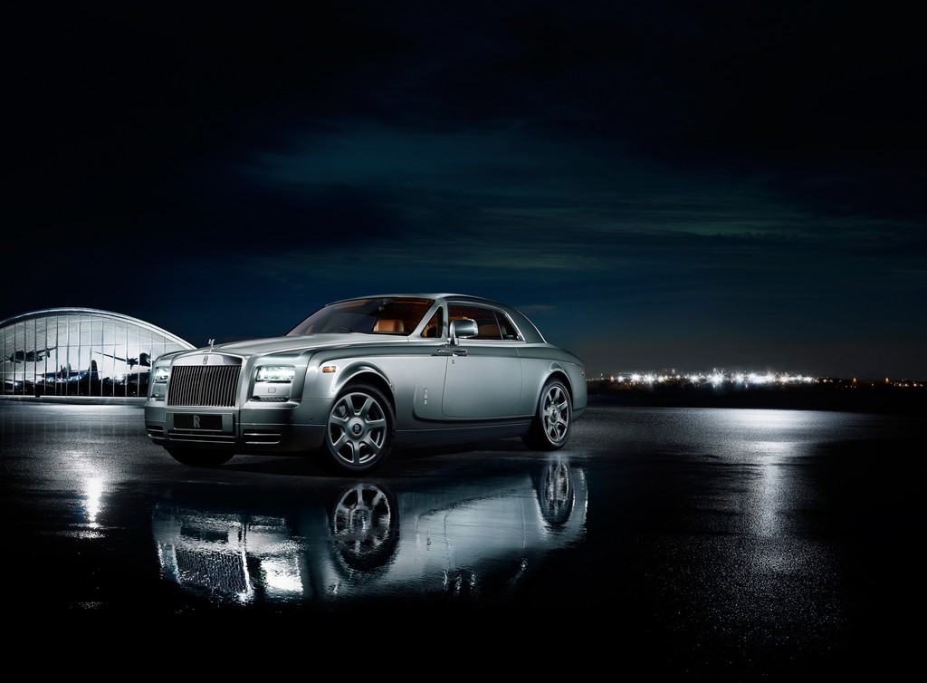 Pebble Beach: Rolls-Royce präsentiert Phantom Coupé Aviator Collection