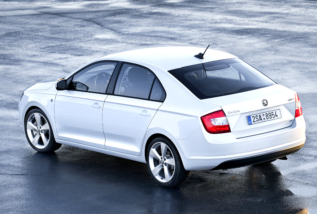 Skoda Rapid: Und so sieht die Kompaktlimousine von der Seite aus.