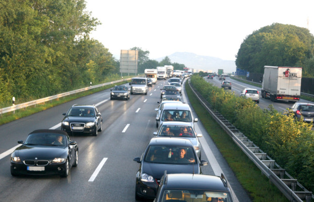 Stauprognose: Rückreisewelle bremst den Verkehr