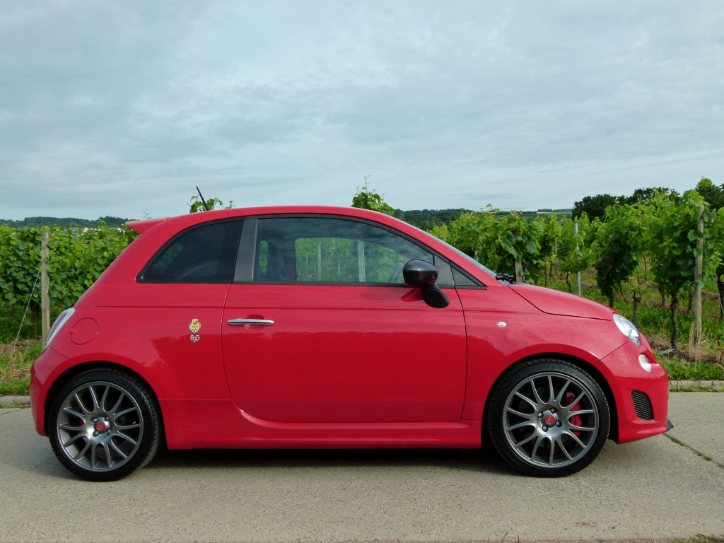 Test Abarth 695 Tributo Ferrari –  Der schnellste Fiat 500 aller Zeiten