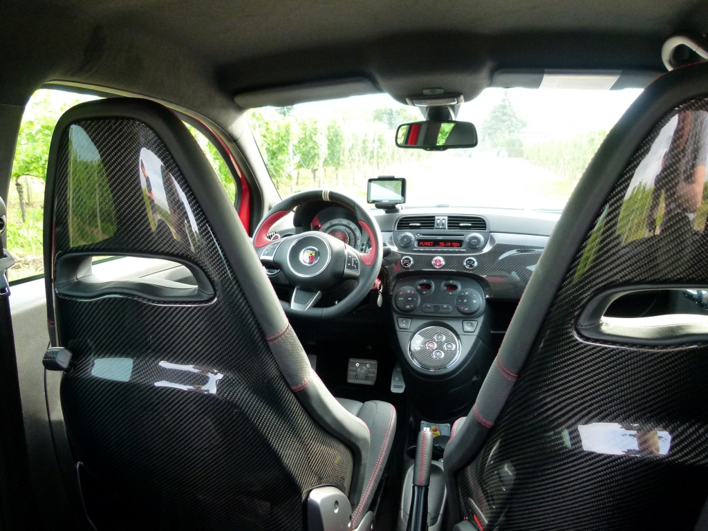 Test Abarth 695 Tributo Ferrari –  Der schnellste Fiat 500 aller Zeiten