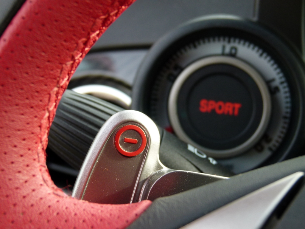 Test Abarth 695 Tributo Ferrari –  Der schnellste Fiat 500 aller Zeiten