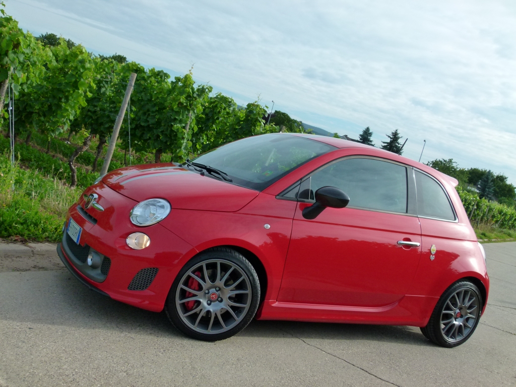 Test Abarth 695 Tributo Ferrari –  Der schnellste Fiat 500 aller Zeiten