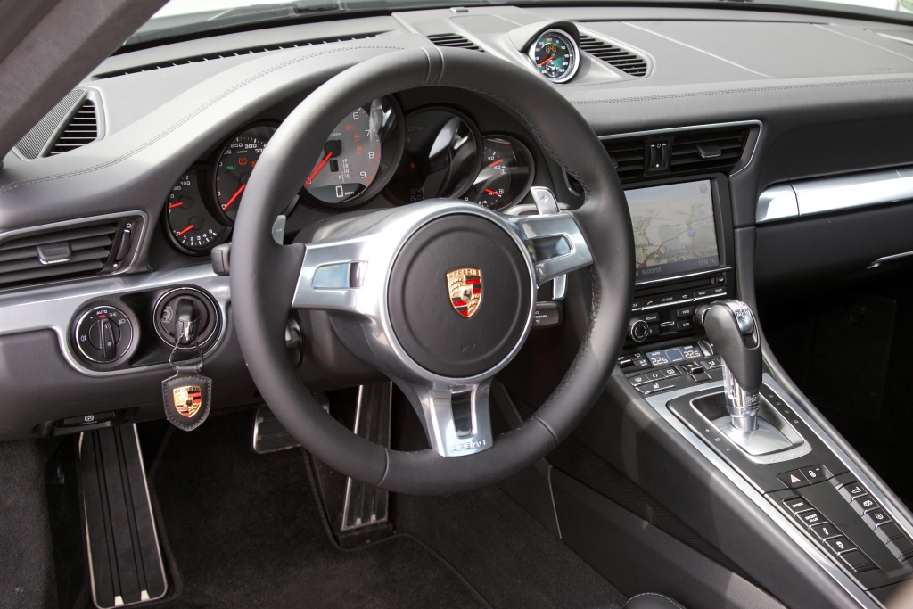 Test: Porsche 911 Carrera S - Der deutsche Sportwagen