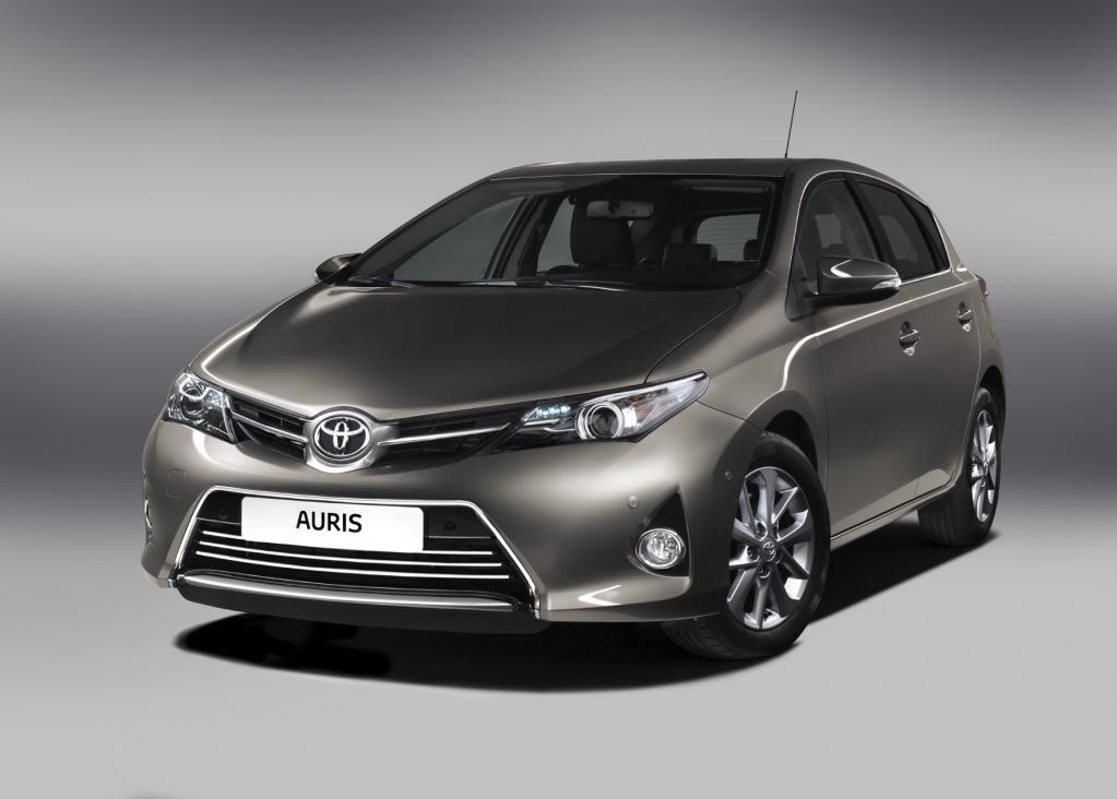 Toyota Auris: Weltpremiere in Paris