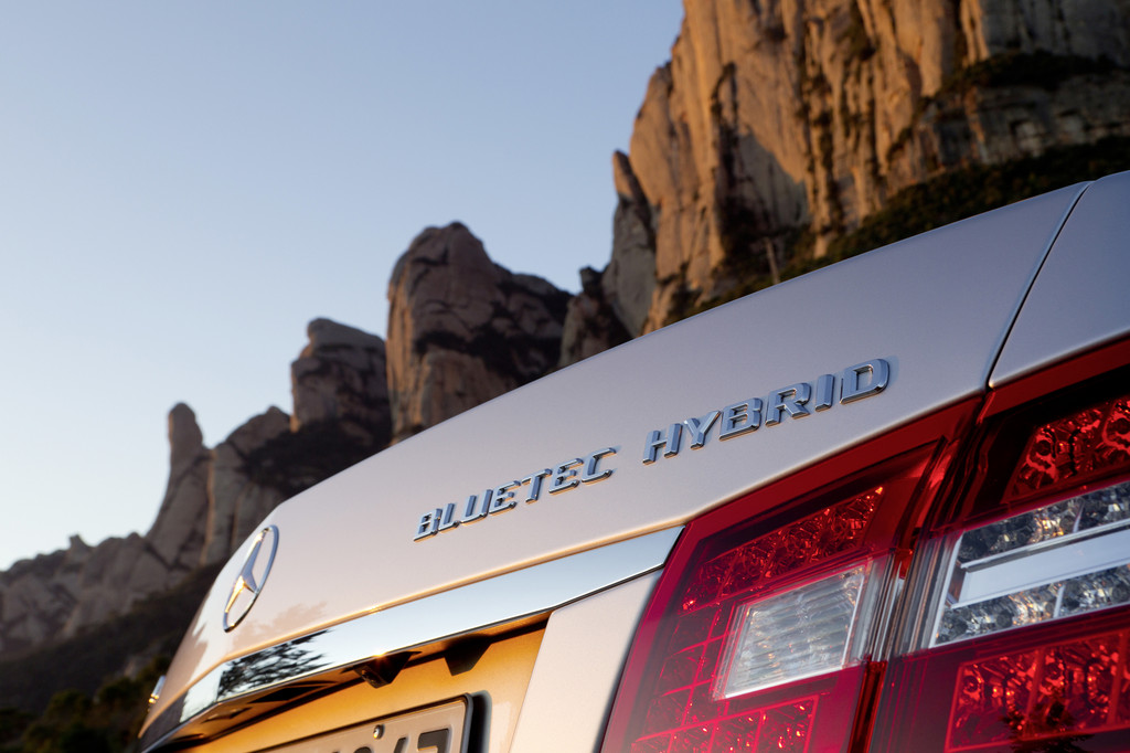 Umweltzertifikat für Mercedes-Benz E 300 Blue Tec Hybrid