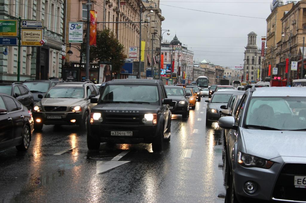 Wegen der schlechten Straßen sind Geländewagen besonders beliebt