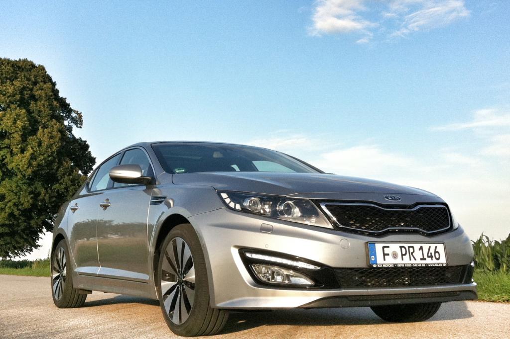 Wenn Designer träumen dürfen, dann kommt ab und zu ein Fahrzeug heraus wie diese Limousine aus Korea