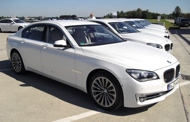 ''Wie ein roter Faden'': BMW im auto.de-Gespräch über Effizienz und Dynamik