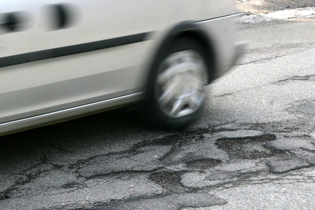 ADAC und ACE kritisieren Verkehrsetat