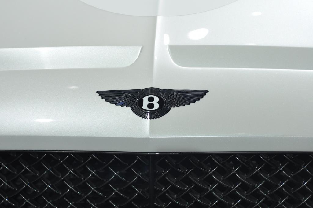 Bentley auf dem Pariser Automobilsalon.