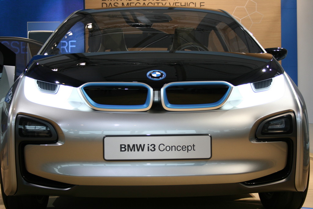 Born Electric: BMW bereitet die Welt auf die i-Modelle vor