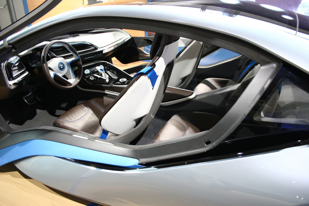 Born Electric: BMW bereitet die Welt auf die i-Modelle vor